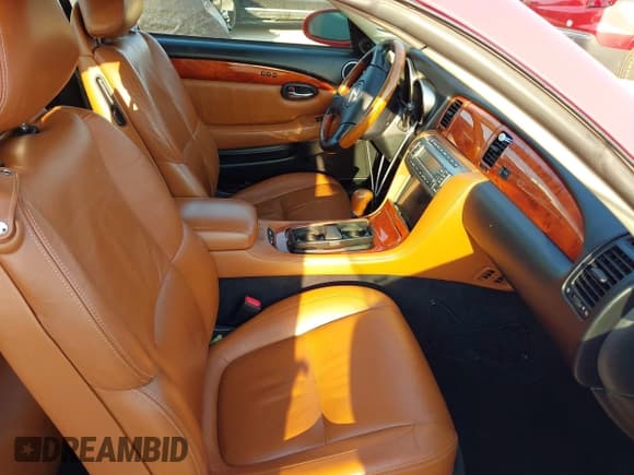 ✅ 2002 Lexus SC 430 • VIN: JTHFN48Y120003391 • Lot: 42924270. Listed on IAAI with 215,748 mi. Free auction sales archive from the USA and detailed vehicle history report at DreamBid. Image 5.