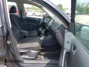 ✅ 2018 Volkswagen Tiguan • VIN: WVGBV7AX1JK001920 • Lot: 42690498. Wystawiony na IAAI z przebiegiem 116 020 mil. Bezpłatny archiwum sprzedaży aukcyjnych z USA i szczegółowy raport historii pojazdu na DreamBid. Zdjęcie 5.