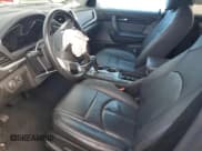 ✅ 2016 Chevrolet Traverse LT • VIN: 1GNKRHKD2GJ155366 • Lot: 36882754. Wystawiony na Copart z przebiegiem 80 494 mil. Bezpłatny archiwum sprzedaży aukcyjnych z USA i szczegółowy raport historii pojazdu na DreamBid. Zdjęcie 7.