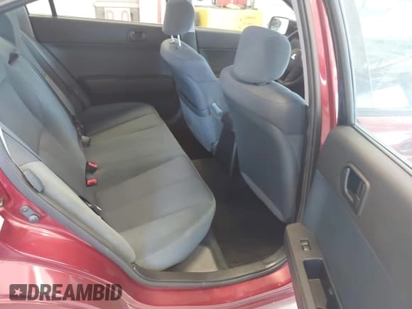 ✅ 2005 Mitsubishi Galant LS • VIN: 4A3AB36S05E020927 • Лот: 42865002. Опубликован ранее на IAAI с пробегом 141 569 миль. Бесплатный доступ к архиву аукционных продаж из США и подробный отчёт об истории автомобиля на DreamBid. Изображение 8.