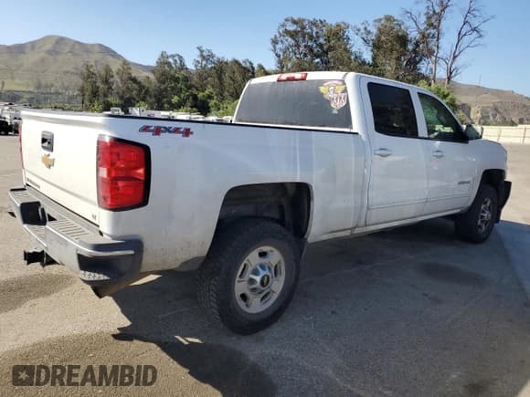 ✅ 2015 Chevrolet Silverado 2500HD LT • VIN: 1GC1KVEG7FF503886 • Lot: 60168465. Wystawiony na Copart z przebiegiem 280 940 mil. Bezpłatny archiwum sprzedaży aukcyjnych z USA i szczegółowy raport historii pojazdu na DreamBid. Zdjęcie 3.