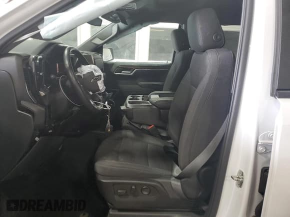 ✅ 2022 Chevrolet Silverado 1500 RST • VIN: 2GCUDEED8N1511837 • Лот: 59874325. Опубликован ранее на Copart с пробегом Не указан. Бесплатный доступ к архиву аукционных продаж из США и подробный отчёт об истории автомобиля на DreamBid. Изображение 7.