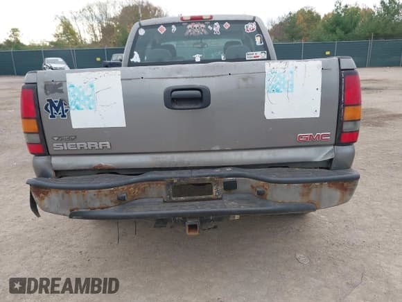 ✅ 2007 GMC Sierra 1500 Work Truck • VIN: 1GTEC19X87Z182734 • Lot: 43564728. Wystawiony na IAAI z przebiegiem 286 961 mil. Bezpłatny archiwum sprzedaży aukcyjnych z USA i szczegółowy raport historii pojazdu na DreamBid. Zdjęcie 19.