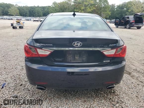 ✅ 2012 Hyundai Sonata Limited • VIN: 5NPEC4AB5CH371764 • Lot: 74557294. Listed on Copart with 247,714 mi. Free auction sales archive from the USA and detailed vehicle history report at DreamBid. Image 6.