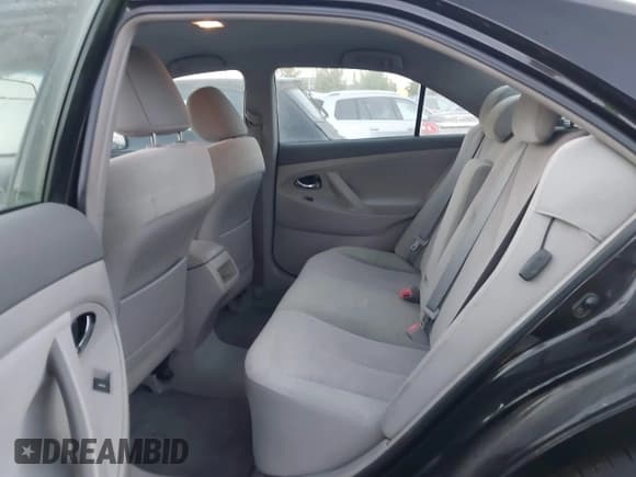 ✅ 2011 Toyota Camry XLE • VIN: 4T4BF3EK1BR206895 • Lot: 43105257. Wystawiony na IAAI z przebiegiem 96 014 mil. Bezpłatny archiwum sprzedaży aukcyjnych z USA i szczegółowy raport historii pojazdu na DreamBid. Zdjęcie 8.