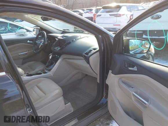 ✅ 2013 Ford Escape SEL • VIN: 1FMCU9H91DUA98748 • Лот: 43918002. Опубликован ранее на IAAI с пробегом 148 759 миль. Бесплатный доступ к архиву аукционных продаж из США и подробный отчёт об истории автомобиля на DreamBid. Изображение 5.