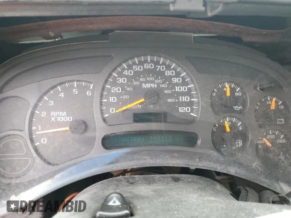 ✅ 2003 Chevrolet Silverado 1500 • VIN: 2GCEC19V631168963 • Лот: 79175394. Опубликован ранее на Copart с пробегом 258 212 миль. Бесплатный доступ к архиву аукционных продаж из США и подробный отчёт об истории автомобиля на DreamBid. Изображение 9.