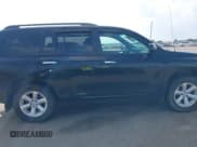 ✅ 2010 Toyota Highlander • VIN: 5TDBK3EH2AS030487 • Lot: 43142761. Wystawiony na IAAI z przebiegiem 188 049 mil. Bezpłatny archiwum sprzedaży aukcyjnych z USA i szczegółowy raport historii pojazdu na DreamBid. Zdjęcie 13.