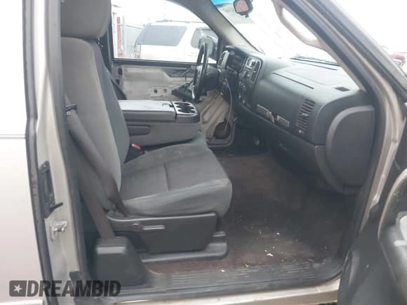 ✅ 2009 Chevrolet Silverado 1500 LT • VIN: 1GCEC29079Z162969 • Лот: 43481662. Опубликован ранее на IAAI с пробегом 280 990 миль. Бесплатный доступ к архиву аукционных продаж из США и подробный отчёт об истории автомобиля на DreamBid. Изображение 5.