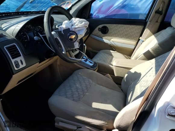 ✅ 2007 Chevrolet Equinox LS • VIN: 2CNDL13F076093517 • Lot: 86452465. Wystawiony na Copart z przebiegiem 151 819 mil. Bezpłatny archiwum sprzedaży aukcyjnych z USA i szczegółowy raport historii pojazdu na DreamBid. Zdjęcie 7.