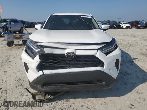 ✅ 2024 Toyota RAV4 LE • VIN: 2T3K1RFV8RW308569 • Lot: 81213885. Wystawiony na Copart z przebiegiem 72 459 mil. Bezpłatny archiwum sprzedaży aukcyjnych z USA i szczegółowy raport historii pojazdu na DreamBid. Zdjęcie 5.