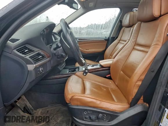 ✅ 2010 BMW X5 30i • VIN: 5UXFE4C56AL381183 • Лот: 94411005. Опубликован ранее на Copart с пробегом 129 548 миль. Бесплатный доступ к архиву аукционных продаж из США и подробный отчёт об истории автомобиля на DreamBid. Изображение 7.