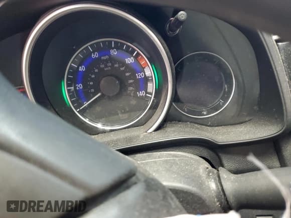 ✅ 2015 Honda Fit LX • VIN: 3HGGK5H57FM725463 • Лот: 91821645. Опубликован ранее на Copart с пробегом Не указан. Бесплатный доступ к архиву аукционных продаж из США и подробный отчёт об истории автомобиля на DreamBid. Изображение 9.