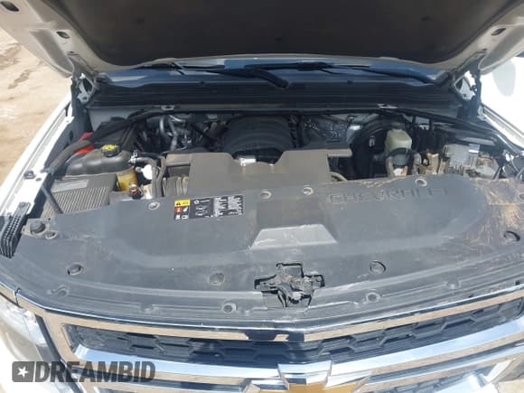 ✅ 2015 Chevrolet Suburban LT • VIN: 1GNSCJKC4FR298108 • Lot: 42649373. Wystawiony na IAAI z przebiegiem 150 155 mil. Bezpłatny archiwum sprzedaży aukcyjnych z USA i szczegółowy raport historii pojazdu na DreamBid. Zdjęcie 10.