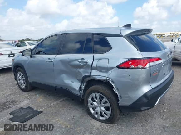 ✅ 2022 Toyota Corolla Cross L • VIN: 7MUAAAAG8NV030229 • Lot: 41952236. Listed on IAAI with 42,459 mi. Free auction sales archive from the USA and detailed vehicle history report at DreamBid. Image 14.