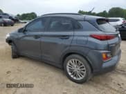 ✅ 2021 Hyundai Kona SEL • VIN: KM8K22AA3MU750671 • Лот: 69874054. Опубликован ранее на Copart с пробегом 30 024 миль. Бесплатный доступ к архиву аукционных продаж из США и подробный отчёт об истории автомобиля на DreamBid. Изображение 2.