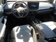 ✅ 2025 Volkswagen ID.4 Pro • VIN: 1V2CRPE83SC007633 • Лот: 64758145. Опубликован ранее на Copart с пробегом 346 миль. Бесплатный доступ к архиву аукционных продаж из США и подробный отчёт об истории автомобиля на DreamBid. Изображение 8.