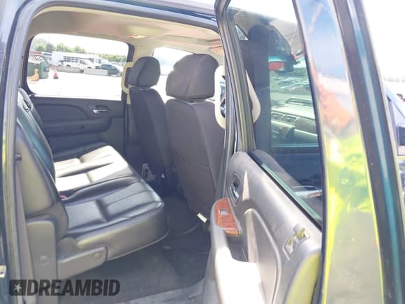 ✅ 2007 Chevrolet Silverado 1500 LTZ • VIN: 2GCEK13Y771501750 • Lot: 42438756. Listed on IAAI with 245,321 mi. Free auction sales archive from the USA and detailed vehicle history report at DreamBid. Image 8.