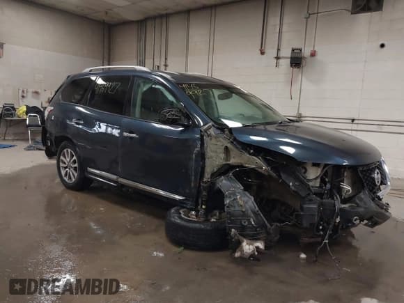 ✅ 2015 Nissan Pathfinder S • VIN: 5N1AR2MM3FC683320 • Lot: 41469927. Wystawiony na IAAI z przebiegiem 137 667 mil. Bezpłatny archiwum sprzedaży aukcyjnych z USA i szczegółowy raport historii pojazdu na DreamBid. Zdjęcie 1.