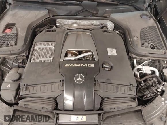 ✅ 2021 Mercedes-Benz AMG GT 63 S • VIN: W1K7X8KB8MA036533 • Lot: 42072895. Wystawiony na IAAI z przebiegiem 27 508 mil. Bezpłatny archiwum sprzedaży aukcyjnych z USA i szczegółowy raport historii pojazdu na DreamBid. Zdjęcie 10.