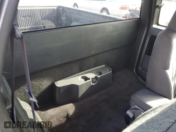 ✅ 2003 Chevrolet S-10 LS • VIN: 1GCCS19X738104133 • Лот: 86405184. Опубликован ранее на Copart с пробегом 53 955 миль. Бесплатный доступ к архиву аукционных продаж из США и подробный отчёт об истории автомобиля на DreamBid. Изображение 10.