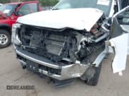 ✅ 2022 Ford F-250 XL • VIN: 1FTBF2B67NEE11698 • Lot: 42053954. Wystawiony na IAAI z przebiegiem 67 692 mil. Bezpłatny archiwum sprzedaży aukcyjnych z USA i szczegółowy raport historii pojazdu na DreamBid. Zdjęcie 6.