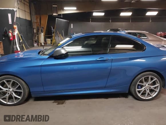 ✅ 2016 BMW 2 Series M235i • VIN: WBA1J7C58GV360712 • Лот: 41975610. Опубликован ранее на IAAI с пробегом 18 258 миль. Бесплатный доступ к архиву аукционных продаж из США и подробный отчёт об истории автомобиля на DreamBid. Изображение 14.