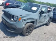 ✅ 2018 Jeep Renegade Latitude • VIN: ZACCJBBB6JPJ44553 • Lot: 42422250. Wystawiony na IAAI z przebiegiem 71 276 mil. Bezpłatny archiwum sprzedaży aukcyjnych z USA i szczegółowy raport historii pojazdu na DreamBid. Zdjęcie 2.