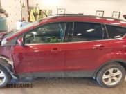 ✅ 2016 Ford Escape SE • VIN: 1FMCU9G96GUB81842 • Lot: 41942182. Wystawiony na IAAI z przebiegiem 207 112 mil. Bezpłatny archiwum sprzedaży aukcyjnych z USA i szczegółowy raport historii pojazdu na DreamBid. Zdjęcie 14.