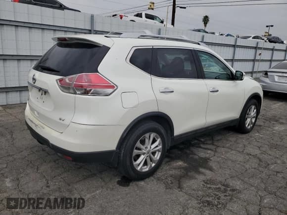 ✅ 2015 Nissan Rogue SV • VIN: 5N1AT2ML4FC803117 • Лот: 84299475. Опубликован ранее на Copart с пробегом 197 802 миль. Бесплатный доступ к архиву аукционных продаж из США и подробный отчёт об истории автомобиля на DreamBid. Изображение 3.