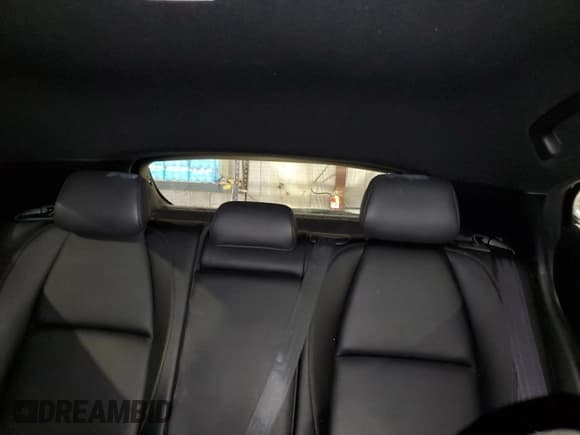 ✅ 2019 Mazda 3 • VIN: JM1BPALM1K1109461 • Лот: 66143915. Опубликован ранее на Copart с пробегом 76 440 миль. Бесплатный доступ к архиву аукционных продаж из США и подробный отчёт об истории автомобиля на DreamBid. Изображение 10.