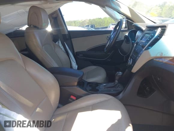 ✅ 2013 Hyundai Santa Fe Sport • VIN: 5XYZU3LB7DG123286 • Лот: 39106839. Опубликован ранее на IAAI с пробегом 159 344 миль. Бесплатный доступ к архиву аукционных продаж из США и подробный отчёт об истории автомобиля на DreamBid. Изображение 5.