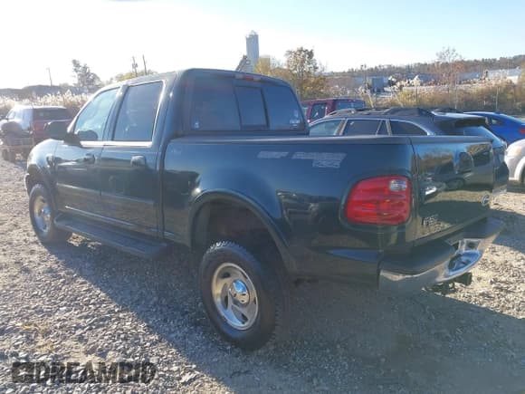 ✅ 2001 Ford F-150 XLT • VIN: 1FTRW08L81KB19215 • Lot: 40650628. Listed on IAAI with 268,479 mi. Free auction sales archive from the USA and detailed vehicle history report at DreamBid. Image 3.