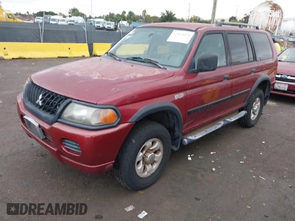 ✅ 2002 Mitsubishi Montero Sport ES • VIN: JA4MT21H52J051672 • Lot: 43464194. Wystawiony na IAAI z przebiegiem 245 873 mil. Bezpłatny archiwum sprzedaży aukcyjnych z USA i szczegółowy raport historii pojazdu na DreamBid. Zdjęcie 2.