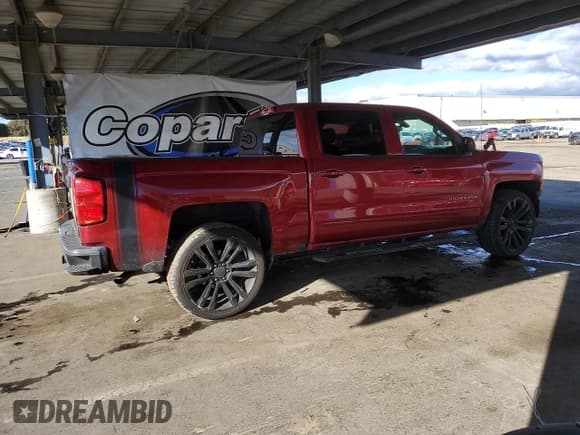 ✅ 2018 Chevrolet Silverado 1500 LT • VIN: 3GCUCRER0JG371791 • Lot: 93028885. Wystawiony na Copart z przebiegiem 115 122 mil. Bezpłatny archiwum sprzedaży aukcyjnych z USA i szczegółowy raport historii pojazdu na DreamBid. Zdjęcie 3.