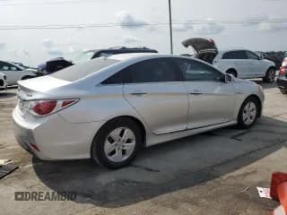 ✅ 2011 Hyundai Sonata Hybrid • VIN: KMHEC4A47BA004044 • Lot: 64796014. Listed on Copart with 122,110 mi. Free auction sales archive from the USA and detailed vehicle history report at DreamBid. Image 3.