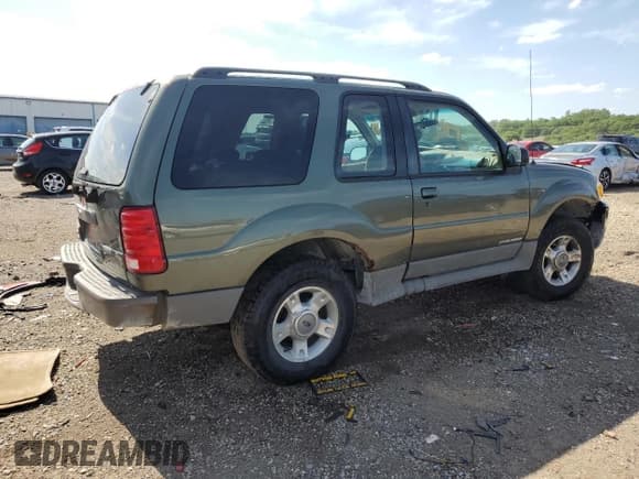 ✅ 2001 Ford Explorer Sport • VIN: 1FMYU70E01UC39873 • Lot: 61200775. Wystawiony na Copart z przebiegiem 102 872 mil. Bezpłatny archiwum sprzedaży aukcyjnych z USA i szczegółowy raport historii pojazdu na DreamBid. Zdjęcie 3.
