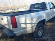 ✅ 1989 GMC Sierra 1500 • VIN: 2GTHC39N1K1566184 • Lot: 41816485. Wystawiony na IAAI z przebiegiem 139 556 mil. Bezpłatny archiwum sprzedaży aukcyjnych z USA i szczegółowy raport historii pojazdu na DreamBid. Zdjęcie 4.