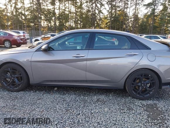 ✅ 2024 Hyundai Elantra N Line • VIN: KMHLR4DF7RU767595 • Лот: 43540090. Опубликован ранее на IAAI с пробегом 7 338 миль. Бесплатный доступ к архиву аукционных продаж из США и подробный отчёт об истории автомобиля на DreamBid. Изображение 14.