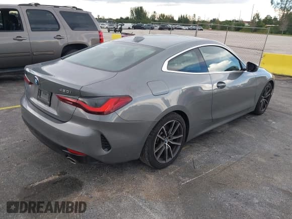 ✅ 2025 BMW 4 Series 430i • VIN: WBA43DA0XSCS97307 • Lot: 43264679. Listed on IAAI with 25,865 mi. Free auction sales archive from the USA and detailed vehicle history report at DreamBid. Image 4.
