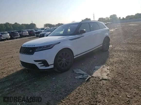 ✅ 2019 Land Rover Range Rover Velar R-Dynamic SE • VIN: SALYL2EV6KA203510 • Lot: 68707615. Wystawiony na Copart z przebiegiem Nie podano. Bezpłatny archiwum sprzedaży aukcyjnych z USA i szczegółowy raport historii pojazdu na DreamBid. Zdjęcie 15.