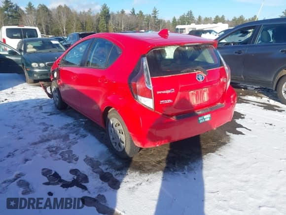 ✅ 2015 Toyota Prius Two • VIN: JTDKDTB34F1584637 • Lot: 43850060. Listed on IAAI with 80,351 mi. Free auction sales archive from the USA and detailed vehicle history report at DreamBid. Image 3.