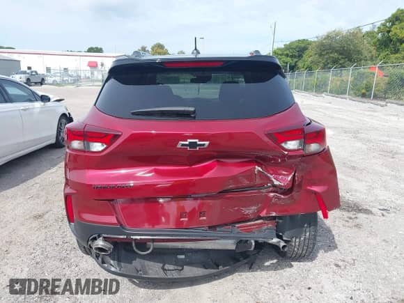 2022 Chevrolet TrailBlazer RS с VIN KL79MTSL1NB105952, выставлен на аукционе IAAI как лот 43250194 с пробегом 19 607 миль миль и . История ставок и продаж доступна на DreamBid. Изображение 16.