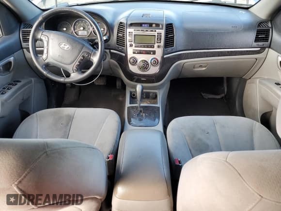 ✅ 2009 Hyundai Santa Fe Limited • VIN: 5NMSH13E09H321192 • Lot: 79897134. Listed on Copart with 209,319 mi. Free auction sales archive from the USA and detailed vehicle history report at DreamBid. Image 8.