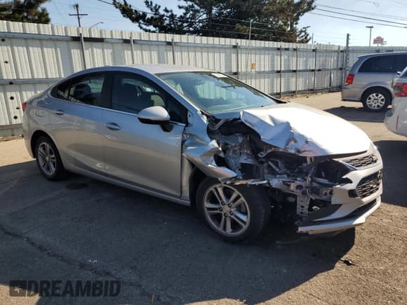 ✅ 2017 Chevrolet Cruze LT • VIN: 1G1BE5SM1H7241181 • Лот: 82455525. Опубликован ранее на Copart с пробегом 153 636 миль. Бесплатный доступ к архиву аукционных продаж из США и подробный отчёт об истории автомобиля на DreamBid. Изображение 4.