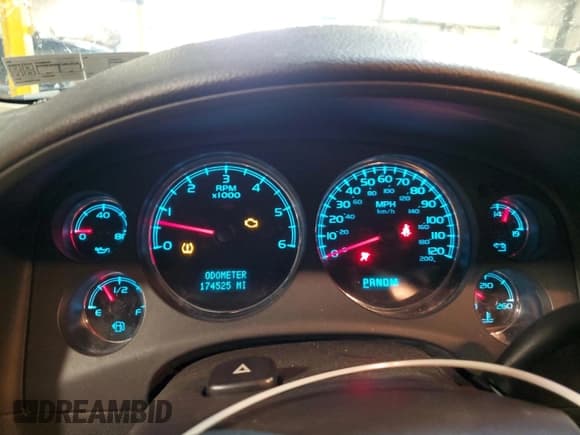 ✅ 2008 GMC Sierra Denali • VIN: 2GTEK638081150016 • Лот: 75709314. Опубликован ранее на Copart с пробегом 174 529 миль. Бесплатный доступ к архиву аукционных продаж из США и подробный отчёт об истории автомобиля на DreamBid. Изображение 9.