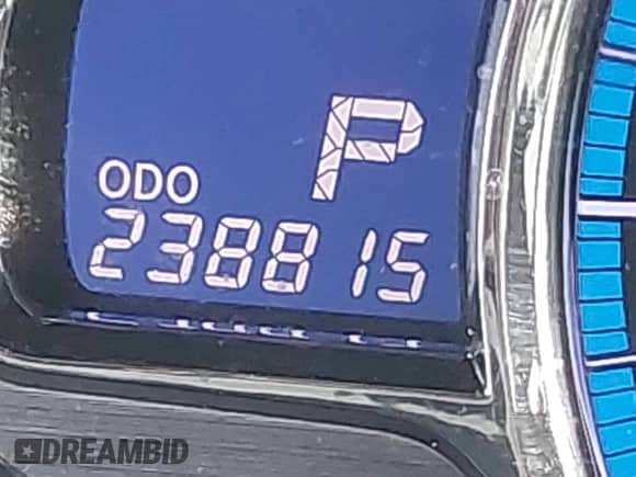 2011 Toyota Sienna XLE AAS with VIN 5TDYK3DC2BS122538, listed as a IAAI auction lot 43247955 with 238,815 mi miles and . Bid and sale history available at DreamBid. Image 15.