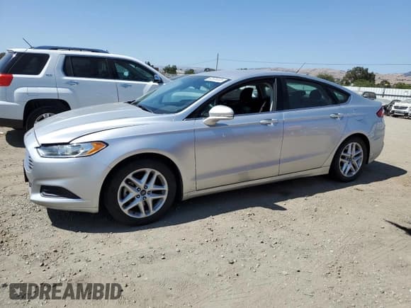✅ 2016 Ford Fusion SE • VIN: 3FA6P0HD5GR225768 • Lot: 62535335. Listed on Copart with 173,196 mi. Free auction sales archive from the USA and detailed vehicle history report at DreamBid. Image 1.