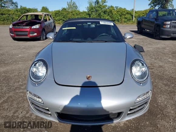 ✅ 2009 Porsche 911 Carrera S • VIN: WP0CB29929S755219 • Lot: 71865935. Wystawiony na Copart z przebiegiem 28 592 mil. Bezpłatny archiwum sprzedaży aukcyjnych z USA i szczegółowy raport historii pojazdu na DreamBid. Zdjęcie 5.