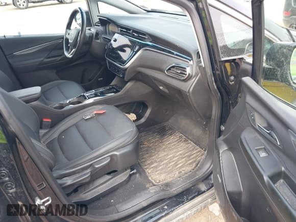 ✅ 2023 Chevrolet Bolt EV 2LT • VIN: 1G1FX6S00P4191615 • Lot: 41858146. Wystawiony na IAAI z przebiegiem 24 403 mil. Bezpłatny archiwum sprzedaży aukcyjnych z USA i szczegółowy raport historii pojazdu na DreamBid. Zdjęcie 5.